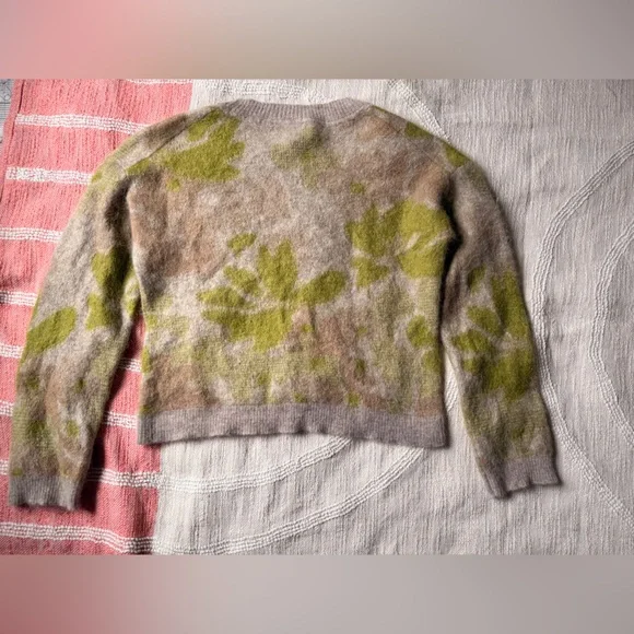 L Velvet by Graham & Spencer Tan and Green Baby Alpaca Soft Sweater - Picture 5 of 7